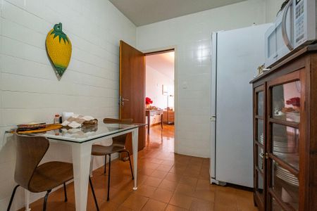 Apartamento à venda com 118m², 2 quartos e sem vaga Apartamento à venda com 118m², 2 quartos e sem vagaCozinha