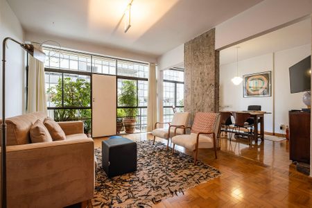 Apartamento à venda com 118m², 2 quartos e sem vaga Apartamento à venda com 118m², 2 quartos e sem vagaSala