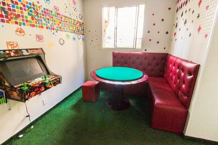 Apartamento à venda com 46m², 2 quartos e 1 vaga Apartamento à venda com 46m², 2 quartos e 1 vagaEspaço de jogos