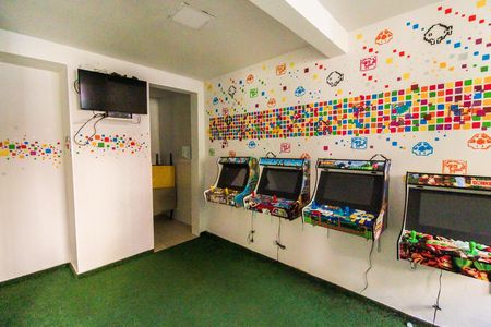 Apartamento à venda com 46m², 2 quartos e 1 vaga Apartamento à venda com 46m², 2 quartos e 1 vagaEspaço de jogos