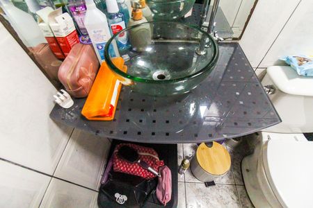 Apartamento à venda com 46m², 2 quartos e 1 vaga Apartamento à venda com 46m², 2 quartos e 1 vagaBanheiro