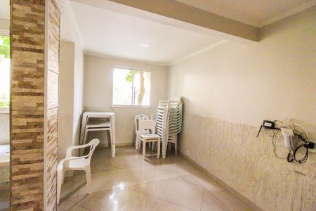 Apartamento à venda com 46m², 2 quartos e 1 vaga Apartamento à venda com 46m², 2 quartos e 1 vagaÁrea comum - Salão de festas