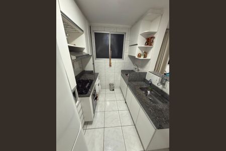 Cozinha de apartamento à venda com 2 quartos, 55m² em Kennedy, Contagem