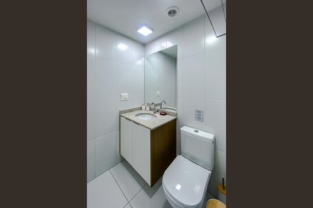 Studio à venda com 27m², 1 quarto e sem vaga Studio à venda com 27m², 1 quarto e sem vagaBanheiro