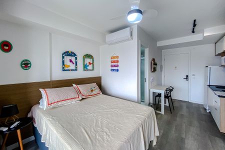 Studio à venda com 27m², 1 quarto e sem vaga Studio à venda com 27m², 1 quarto e sem vagaStudio