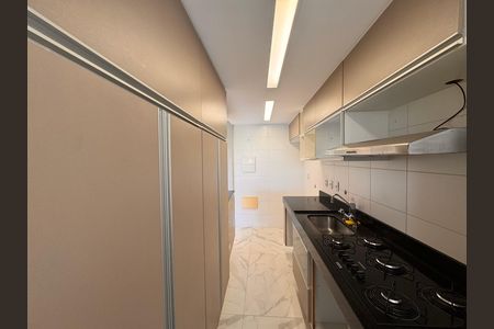 Apartamento para alugar com 82m², 2 quartos e 1 vagaCozinha e Área de Serviço