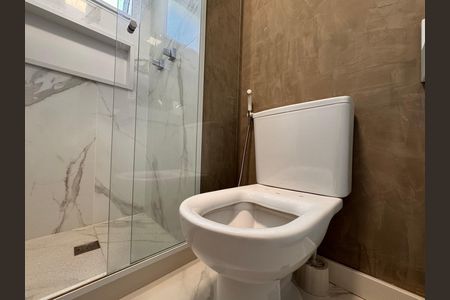 Apartamento para alugar com 82m², 2 quartos e 1 vagaSuíte - Banheiro