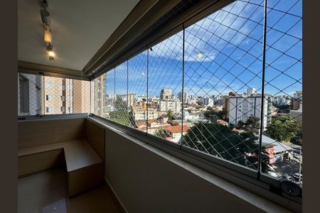 Apartamento à venda com 93m², 3 quartos e 3 vagasVaranda