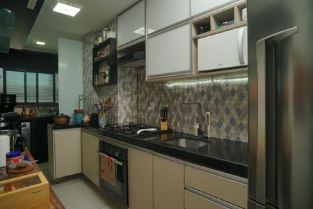 Apartamento para alugar com 108m², 2 quartos e 1 vaga Apartamento para alugar com 108m², 2 quartos e 1 vagaCozinha