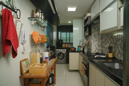 Apartamento para alugar com 108m², 2 quartos e 1 vaga Apartamento para alugar com 108m², 2 quartos e 1 vagaCozinha