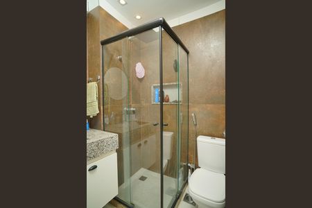 Apartamento para alugar com 108m², 2 quartos e 1 vaga Apartamento para alugar com 108m², 2 quartos e 1 vagaBanheiro do Quarto 2