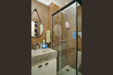 Apartamento para alugar com 108m², 2 quartos e 1 vaga Apartamento para alugar com 108m², 2 quartos e 1 vagaBanheiro do Quarto 2