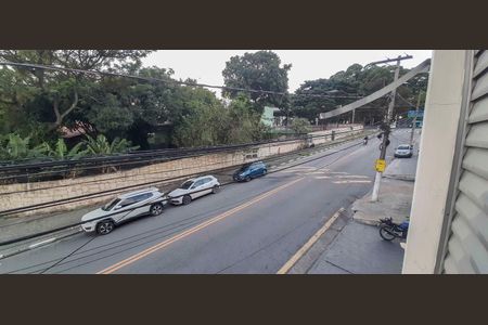Casa para alugar com 262m², 4 quartos e 2 vagas Casa para alugar com 262m², 4 quartos e 2 vagasCasa 2 - Vista do Quarto