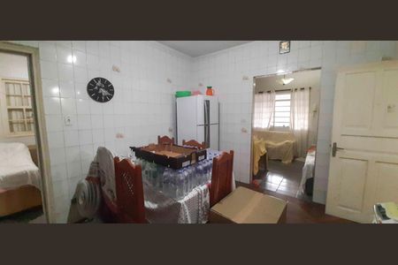 Casa para alugar com 262m², 4 quartos e 2 vagas Casa para alugar com 262m², 4 quartos e 2 vagasCasa 1 - Cozinha