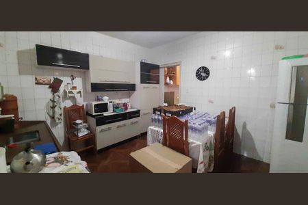 Casa para alugar com 262m², 4 quartos e 2 vagas Casa para alugar com 262m², 4 quartos e 2 vagasCasa 1 - Cozinha