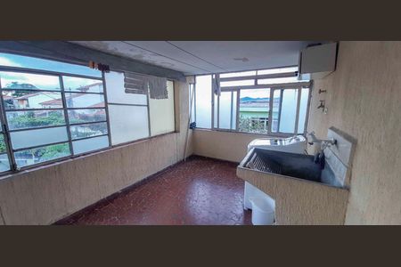 Casa para alugar com 262m², 4 quartos e 2 vagas Casa para alugar com 262m², 4 quartos e 2 vagasCasa 2 - Área de Serviço