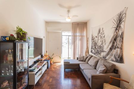 Apartamento à venda com 77m², 2 quartos e 1 vagaSala