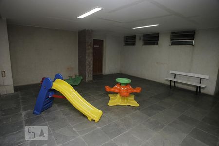 Apartamento à venda com 77m², 2 quartos e 1 vaga Apartamento à venda com 77m², 2 quartos e 1 vagaÁrea comum