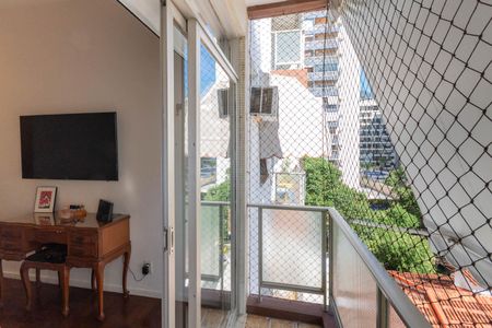 Apartamento à venda com 77m², 2 quartos e 1 vagaVaranda Suíte