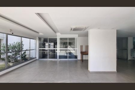 Apartamento à venda com 77m², 2 quartos e 1 vaga Apartamento à venda com 77m², 2 quartos e 1 vagaÁrea comum
