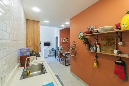 Apartamento à venda com 77m², 2 quartos e 1 vagaCozinha