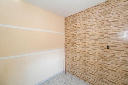 Sala de casa para alugar com 2 quartos, 60m² em Realengo, Rio de Janeiro