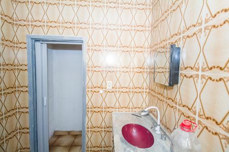 Casa para alugar com 60m², 2 quartos e sem vagaBanheiro