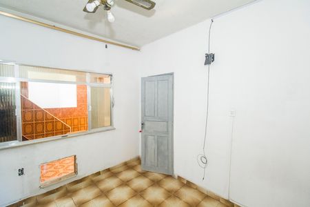 Quarto 2 de casa para alugar com 2 quartos, 60m² em Realengo, Rio de Janeiro