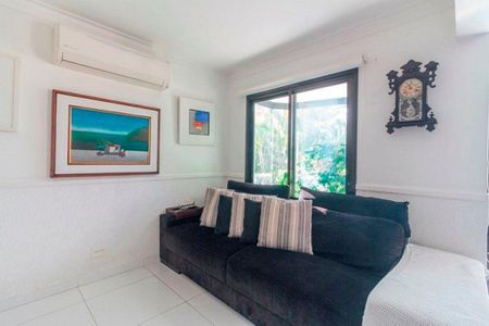 Apartamento à venda com 120m², 4 quartos e 3 vagas