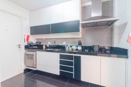 Apartamento à venda com 120m², 4 quartos e 3 vagas