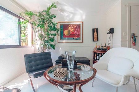 Apartamento à venda com 120m², 4 quartos e 3 vagas
