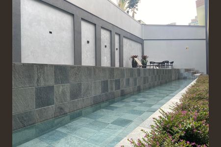 Casa à venda com 600m², 4 quartos e 8 vagas Casa à venda com 600m², 4 quartos e 8 vagasÁrea externa