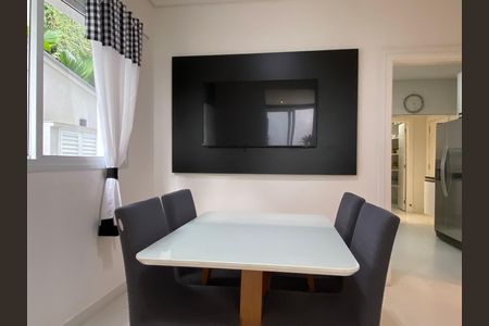 Casa à venda com 600m², 4 quartos e 8 vagas Casa à venda com 600m², 4 quartos e 8 vagasCopa