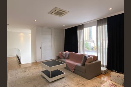 Casa à venda com 600m², 4 quartos e 8 vagas Casa à venda com 600m², 4 quartos e 8 vagasSala 2