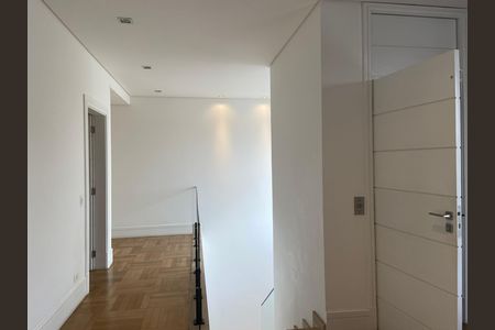Casa à venda com 600m², 4 quartos e 8 vagas Casa à venda com 600m², 4 quartos e 8 vagasSala 2