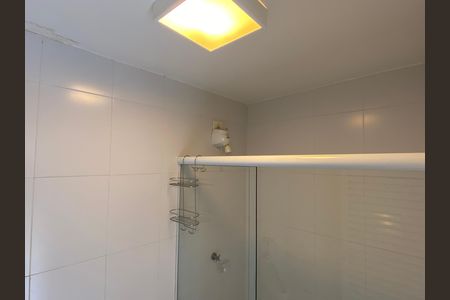 Casa à venda com 600m², 4 quartos e 8 vagas Casa à venda com 600m², 4 quartos e 8 vagasBanheiro 6
