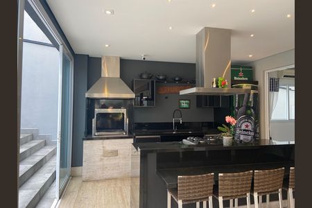 Casa à venda com 600m², 4 quartos e 8 vagas Casa à venda com 600m², 4 quartos e 8 vagasÁrea gourmet