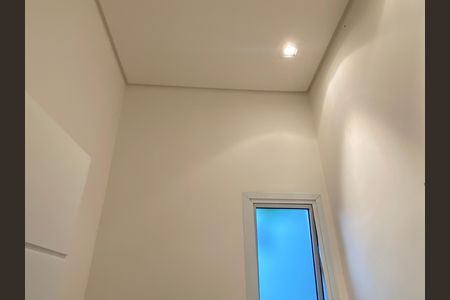Casa à venda com 600m², 4 quartos e 8 vagas Casa à venda com 600m², 4 quartos e 8 vagasBanheiro social