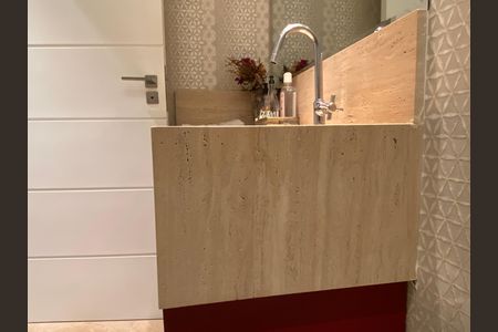 Casa à venda com 600m², 4 quartos e 8 vagas Casa à venda com 600m², 4 quartos e 8 vagasLavabo