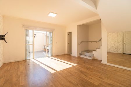 Casa de Condomínio para alugar com 3 quartos, 138m² em Parque Viana, Barueri