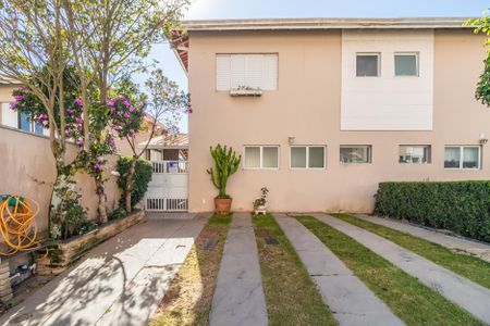 Fachada de casa de condomínio para alugar com 3 quartos, 138m² em Parque Viana, Barueri
