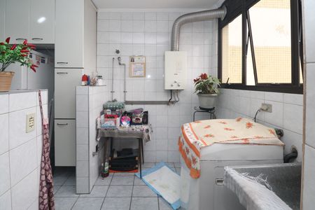 Apartamento à venda com 135m², 3 quartos e 2 vagasÁrea de Serviço