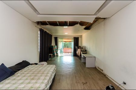 Casa para alugar com 381m², 5 quartos e 4 vagas Casa para alugar com 381m², 5 quartos e 4 vagasSuíte - Casa 1