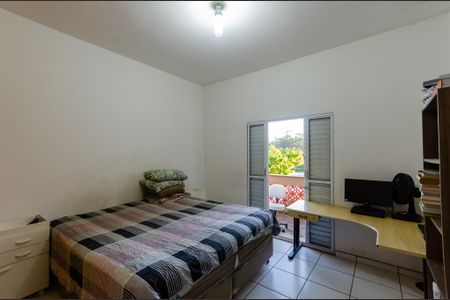 Casa para alugar com 381m², 5 quartos e 4 vagas Casa para alugar com 381m², 5 quartos e 4 vagasQuarto 2 - Casa 1