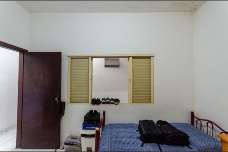 Casa para alugar com 381m², 5 quartos e 4 vagas Casa para alugar com 381m², 5 quartos e 4 vagasQuarto 1 - Casa 1