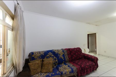 Casa para alugar com 381m², 5 quartos e 4 vagas Casa para alugar com 381m², 5 quartos e 4 vagasSala - Casa 1