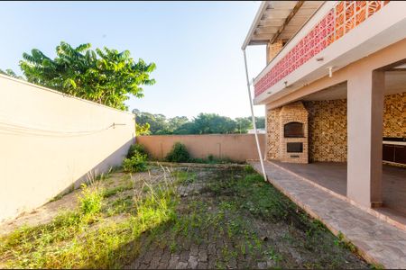Casa para alugar com 381m², 5 quartos e 4 vagas Casa para alugar com 381m², 5 quartos e 4 vagasÁrea externa