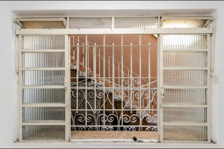 Casa para alugar com 381m², 5 quartos e 4 vagas Casa para alugar com 381m², 5 quartos e 4 vagasSala - Casa 2 - Janela