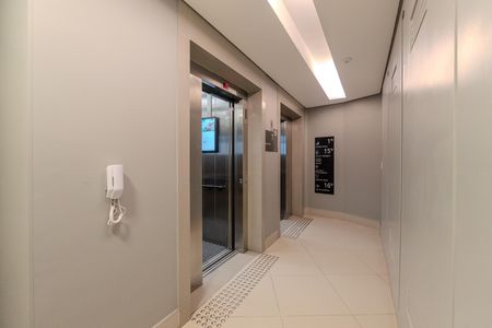 Apartamento à venda com 48m², 1 quarto e 1 vaga Apartamento à venda com 48m², 1 quarto e 1 vagaHall de entrada