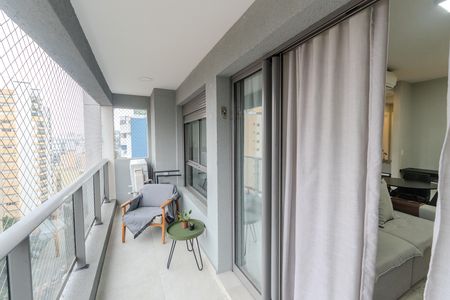 Apartamento à venda com 48m², 1 quarto e 1 vaga Apartamento à venda com 48m², 1 quarto e 1 vagaSacada